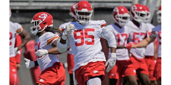La force de Chris Jones est l'un des facteurs importants du succès des Kansas City Chiefs La force de Chris Jones est l'un des facteurs importants du succès des Kansas City Chiefs